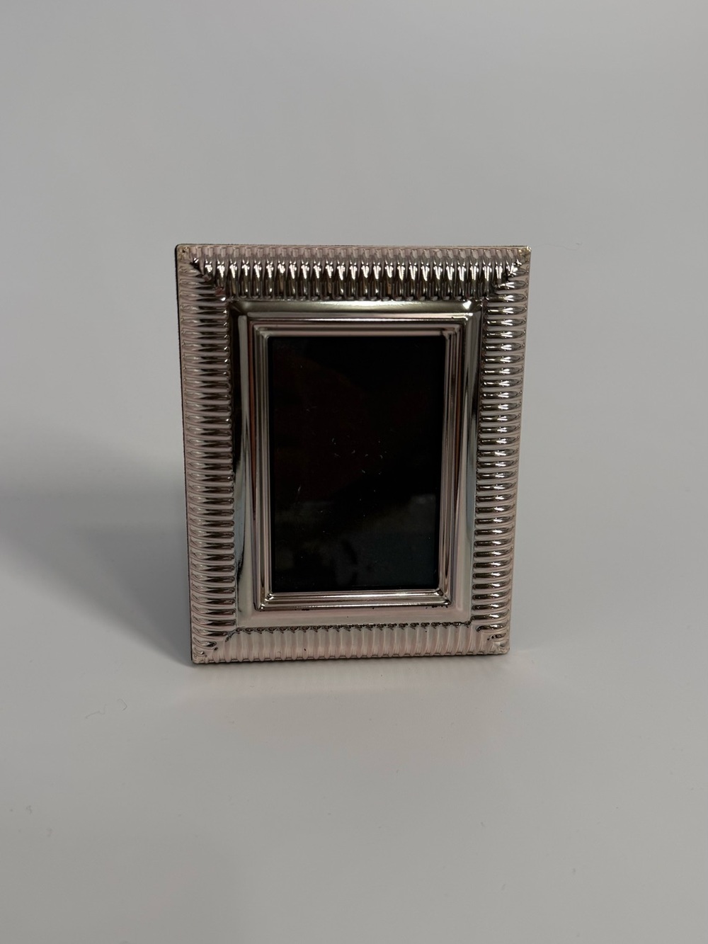 Classic Silver Ribbed Photo Frame - Small